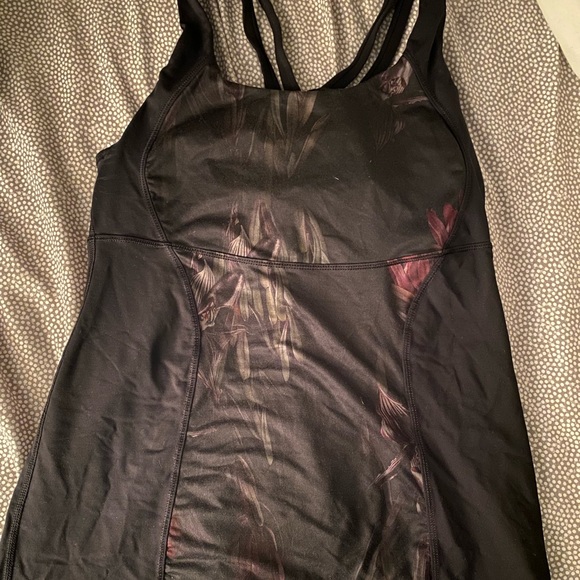 Lululemon tank cross back! - Picture 2 of 2